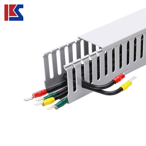 Goulotte de câbles grise, goulotte de câbles <span class=keywords><strong>en</strong></span> <span class=keywords><strong>plastique</strong></span>, conduit électrique, goulotte de câbles à fentes - Product Image 6