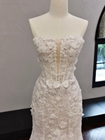Robes de mariée sirène sans manches avec appliques en dentelle et lacets MQW02321