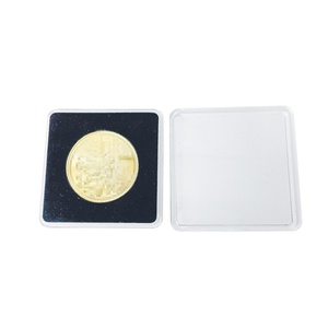 Boîtier de présentation carré en acrylique sur mesure pour jetons de défi, avec logo couleur personnalisé, support transparent pour jetons de 2 pouces - Product Image 3