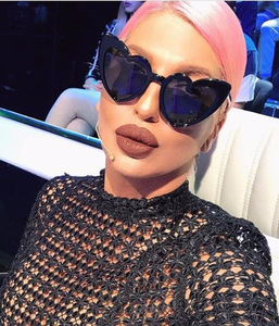 Groothandel Oculos Wit Roze Lover Hearted Vorm Brillen Vrouwen Heren Zonnebril Mode Feest 2023 Hart Zonnebril - Product Image 4