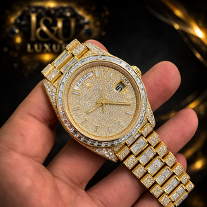Reloj de Lujo Estilo Presidente con Incrustaciones de Diamantes, Bisel Dorado con Baguettes, Esfera con Fecha y Día, Automático, para Hombre, Estilo Hip Hop - Product Image 1