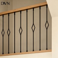 Balustres géométriques en métal noir mat de la marque DVN pour escaliers de villas/hôtels/appartements/bibliothèques en Asie du Sud-Est