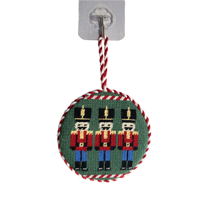 Tùy Chỉnh 2025 Giáng Sinh Màu Đỏ Cung Needlepoint Trang Trí Cho Cây Giáng Sinh - Product Image 4