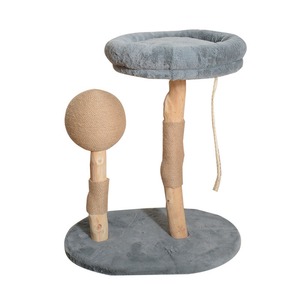 Arbre à chat monobloc en bois massif naturel, avec griffoir et nid, pour petits chats, vente en gros et sur mesure - Product Image 1