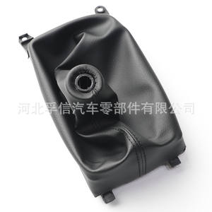 Cache-poussière pour pommeau de levier de vitesse Mazda, boîte de vitesses manuelle 5 ou 6 vitesses, 2002-2007, cuir PU - Product Image 2