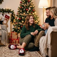 Chaussons d'hiver chauds pour femmes et hommes, antidérapants, avec semelle intermédiaire en mousse à mémoire de forme et semelle extérieure en TPR, motif Père Noël en peluche