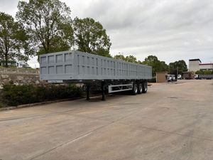 SINOTRUCK Semi-remorque de transport routier lourd 8x4 Diesel Euro 6 Nouveau camion fourgon de fret Boîte de vitesses FAST 10 rapports 351-450 ch 31-40T - Product Image 6