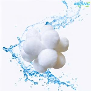 Boule filtrante en fibre blanche puissante pour la <span class=keywords><strong>filtration</strong></span> des piscines avec interception profonde <span class=keywords><strong>de</strong></span> la contamination, forte adsorption, rinçage facile - Product Image 4