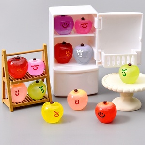 จี้ห้อยโทรศัพท์เรซิ่นรูปแอปเปิ้ลยิ้มสีสันสดใส ดีไซน์ยอดนิยม สำหรับตกแต่งเคสโทรศัพท์ - Product Image 1
