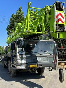 Grúa Telescópica ZTC700 del Fabricante Oficial ZOOMLION, Grúa Móvil Usada de 70 Toneladas, Precio de Grúa Hidráulica sobre Camión - Product Image 2