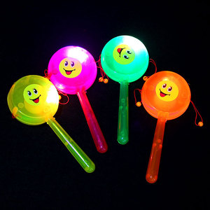 Sonajeros intermitentes con luz, campanas de plástico, juguete para niños, accesorios para fiestas de cumpleaños de 4 a 6 años - Product Image 2