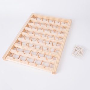 Support <span class=keywords><strong>de</strong></span> canette en bois massif pour support <span class=keywords><strong>de</strong></span> rangement <span class=keywords><strong>de</strong></span> <span class=keywords><strong>fil</strong></span> pour outils <span class=keywords><strong>de</strong></span> tréfilage tressés à la main bricolage support <span class=keywords><strong>de</strong></span> <span class=keywords><strong>bobine</strong></span> <span class=keywords><strong>de</strong></span> <span class=keywords><strong>fil</strong></span> d'enroulement - Product Image 6