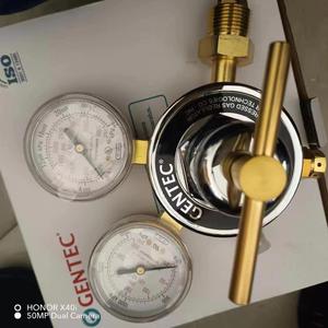 减压器Gentec 452IN-175-F Ar，He，N2入口CGA580出口1/4 SAE压力表4000磅/平方英寸 * 300磅/千帕 - Product Image 4