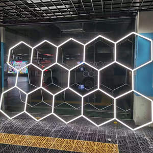 ไฟ LED รังผึ้งแต่งรายละเอียดอัตโนมัติ<span class=keywords><strong>2</strong></span>.4*4.8ม. สำหรับไฟเพดานโรงรถ - Product Image 6