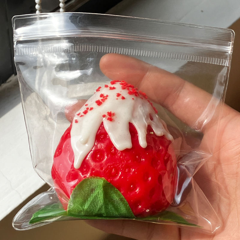 ครีมแดง