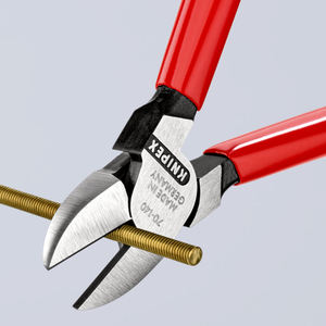 Knipex Cisailles latérales 1/2 po de largeur de mâchoire, pointe lisse, qualité industrielle, acier au chrome vanadium, fabriqué en Allemagne, modèle 70-140 - Product Image 1