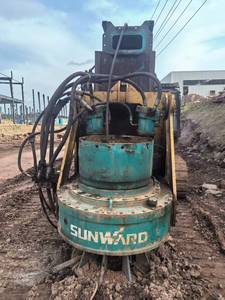 Machine à empiler les pieux Sunward d'occasion, modèles SWDM25, SR360, SR405HK, plateformes de forage hydrauliques à vendre - Product Image 3
