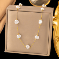 Collier pendentif fleur en acier inoxydable plaqué or 18 carats pour femme, imitation perle colorée, vente en gros Novirassine, cadeau tendance