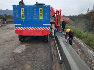 ठोस अंकुश लगाने पक्की सड़क करनेवाला/कंक्रीट Slipform पक्की सड़क करनेवाला सड़क निर्माण मशीनरी - Product Image 3