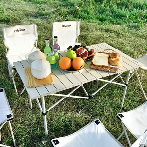 HISPEED Tables <span class=keywords><strong>de</strong></span> <span class=keywords><strong>camping</strong></span> enroulables en aluminium Rouleaux d'aluminium légers pour glamping Ensembles <span class=keywords><strong>de</strong></span> <span class=keywords><strong>table</strong></span> et <span class=keywords><strong>de</strong></span> chaises <span class=keywords><strong>de</strong></span> <span class=keywords><strong>camping</strong></span> pour le voyage - Product Image 1