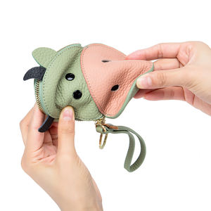 Joli dessin <span class=keywords><strong>animé</strong></span> portefeuille <span class=keywords><strong>japonais</strong></span> <span class=keywords><strong>2021</strong></span> nouveau sac à monnaie suspendu à la main Cowleather Animal femmes porte-monnaie Ins Mini porte-monnaie - Product Image 6