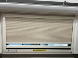 ม่านม้วนอัตโนมัติ Awnlux <span class=keywords><strong>W6600</strong></span> ขนาด 800x400 มม. ผลิตจากอลูมิเนียมอัลลอยด์ กระจกสองชั้น สำหรับรถบ้าน/คาราวาน/รถมอเตอร์โฮม/รถพ่วง - สไตล์หรูหรา - Product Image 3