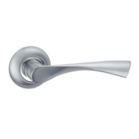 Poignées de porte intérieures en aluminium courbées, design moderne standard européen, sur mesure OEM, Wenzhou MVM, pour portes en bois.