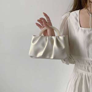 Bolso de Mano Pequeño de Color Sólido con Diseño Personalizado, Asa de Perlas, Portátil, de Lujo, para Damas - Product Image 3