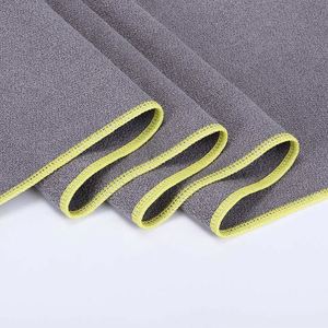 Serviette de sport et de voyage en microfibre suédée légère et recyclée à séchage rapide, logo personnalisé - Product Image 3