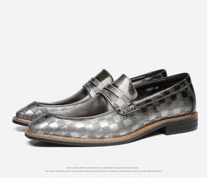 Nouvelles Chaussures Habillées Carrées en Cuir Gaufré à Motifs pour Hommes, Mocassins Respirants en Cuir Lisse Brillant de Vachette pour l'Automne - Product Image 6