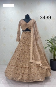 Lehenga cô dâu thanh lịch trong vải lưới và vải georgette cho phụ nữ lý tưởng cho các sự kiện truyền thống tiếp khách và đêm sangeet - Product Image 5