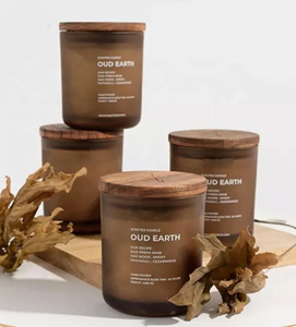 شمعة نورديك عطرية صديقة للبيئة مخصصة من زجاج بلوري أبيض وبني فاخرة بغطاء خشبي - Product Image 2