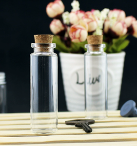 <span class=keywords><strong>2025</strong></span> mới nhất Trang trí Nhựa Kẹp tóc chai thủy tinh vẻ đẹp chăm sóc cá nhân Hộp bút - Product Image 4