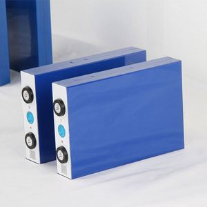 Célula de batería prismática recargable de fosfato de hierro y litio LiFePo4 de 3,2 V 3,7 V 12V 32V 48V 100Ah 105Ah 120Ah 200Ah IP65 CAN - Product Image 3