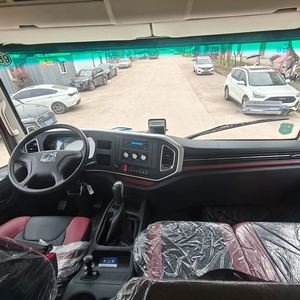 Camión Grúa Telescópica Shacman de 25 Toneladas 6X4, Capacidad de Elevación de 14 Toneladas, Personalizable para Transporte Logístico - Product Image 6