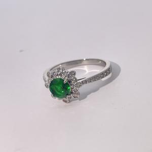 Anillo de Cobre con Forma de Flor Vintage de Tianyu Gems, con Esmeralda y Circonita, Joyería de Moda Brillante con Circonita Cúbica para Mujer, Elegante para Fiestas - Product Image 3