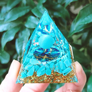 Pirámide de Cristal con Piedras, Adorno de Resina Epoxi para Escritorio, Decoración de Acuario, Estatua de Buda Turquesa, Regalo - Product Image 1