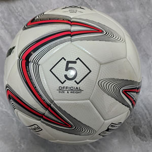 Palloni da <span class=keywords><strong>Calcio</strong></span> Personalizzati in Pelle Lucida con Motivo a Stella Fornitura Diretta dai Produttori Palloni da Gara Economici - Product Image 5