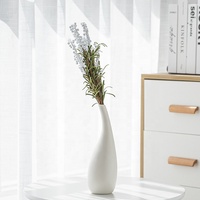 Ensemble de 3 vases en céramique blanche minimaliste moderne pour le bureau, le mariage ou la décoration de la salle, ornement de table en porcelaine pour les fleurs fraîches, bouteille
