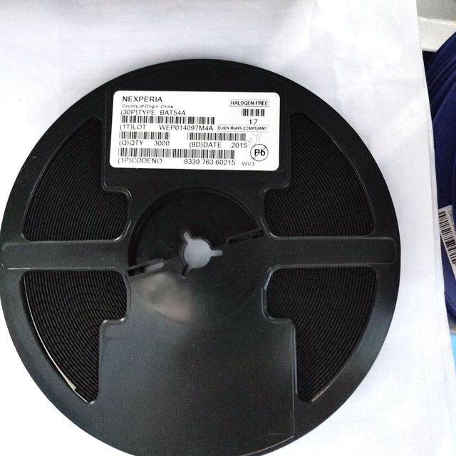 BAT64-06E6327 SOT-23 Shian Surface-Mount Schottky Diode-Channel Advantage Supply-SMD-Original Stock in Warehouse