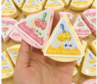 Nouveaux jouets anti-stress tendance en forme de fromage bicolore à montée lente, en PU souple, jouets mignons à presser pour filles, vente en gros