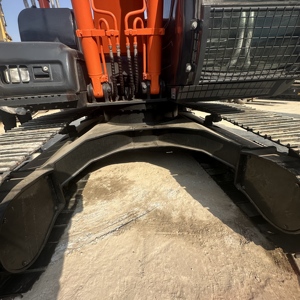 Excavatrice Hitachi Zaxis 120 d'origine japonaise, structure durable, utilisation facile pour les travaux agricoles et de chantier. - Product Image 6