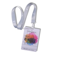 Lanière personnalisée JRL OEM avec trou perforé, badge en plastique, carte VIP couleur pleine brillante pour événements sportifs