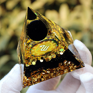 Pirámide de resina de cristal de Escorpio, decoración artística para el hogar, adorno de escritorio para oficina, regalo - Product Image 3