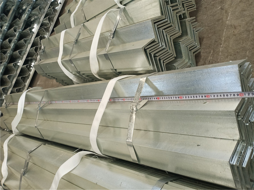 30 x 30 x 5 Steel angle iron 30 x 30 x 5 Steel angle iron