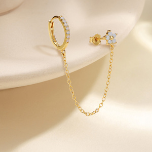 Pendientes de Aro Largos de Plata de Ley 925 con Borlas y Circonitas, en Tendencia - Product Image 4