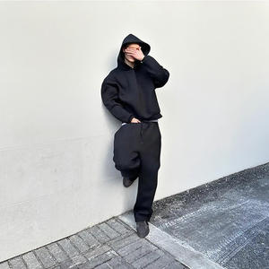 Completo Sportivo da <span class=keywords><strong>Uomo</strong></span> di Alta Qualità con Logo Personalizzato, Tuta Jogger Due Pezzi con <span class=keywords><strong>Felpa</strong></span> con Cappuccio <span class=keywords><strong>e</strong></span> Pantaloni - Product Image 2