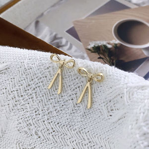 Pendientes <span class=keywords><strong>de</strong></span> Botón <span class=keywords><strong>de</strong></span> Oro Sólido <span class=keywords><strong>de</strong></span> 14K con Diseño <span class=keywords><strong>de</strong></span> Lazo Simple, Estilo Moderno y Lujoso, Pendientes <span class=keywords><strong>de</strong></span> <span class=keywords><strong>Mariposa</strong></span> <span class=keywords><strong>de</strong></span> Moda, Accesorio <span class=keywords><strong>de</strong></span> Boda para Mujer - Product Image 5