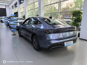 2025 BYD Seall 06 DM-i 1.5L Premium Orta Boy 4 Kapılı 5 Koltuklu Elektrikli Sedan Lüks Yeni Enerji Aracı Hibrit Teknolojili Sol Direksiyonlu Araç - Product Image 5