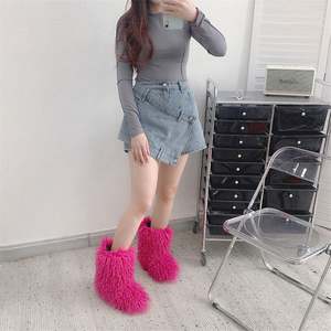 Bottes de neige imperméables d'hiver pour femmes en fausse fourrure de gros d'usine avec un <span class=keywords><strong>bon</strong></span> <span class=keywords><strong>prix</strong></span> - Product Image 1